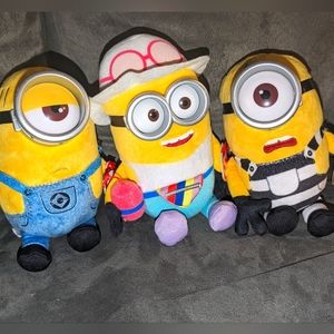 3 New TY original Minion beanie babies!